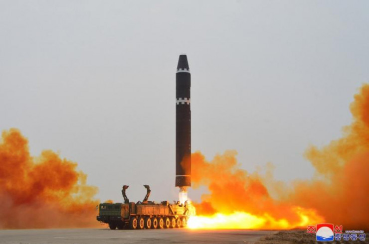 Hình ảnh vụ phóng tên lửa mới nhất do KCNA cung cấp. Ảnh: KCNA