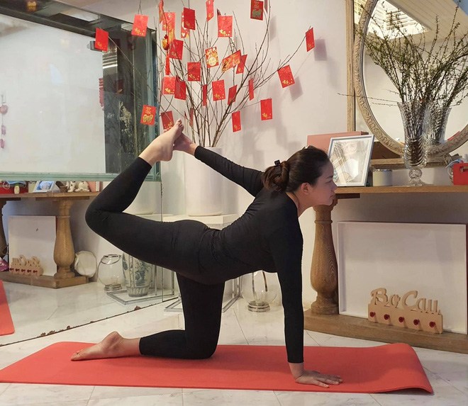 Cô kết thân với bộ môn yoga tại nhà và tập gym cùng HLV riêng. Tuy nhiên, cô tiết lộ, riêng về chế độ ăn, cô không thể theo được vì từ trước đến nay chỉ ăn thứ mình thích.