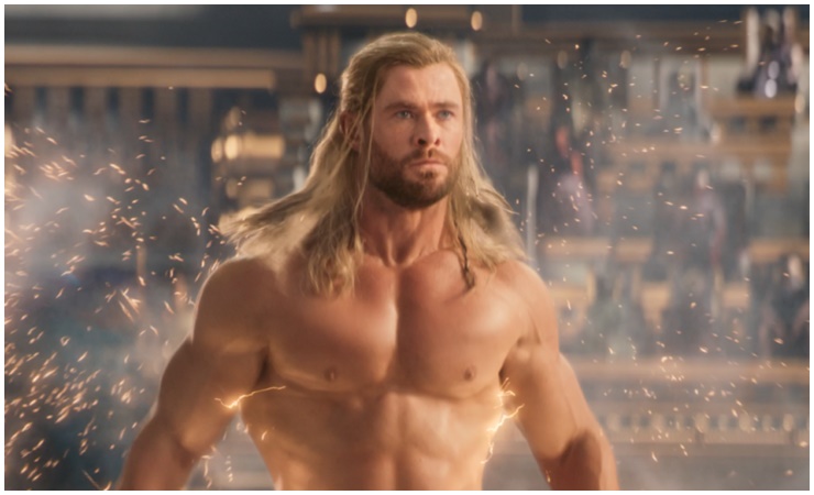 Chris Hemsworth luôn ý thức việc giữ gìn sức khỏe để làm chậm quá trình lão hóa.
