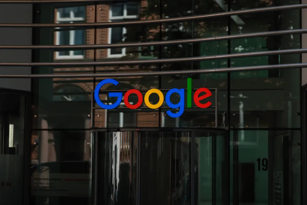 Lương làm việc tại Google có thực sự cao như lời đồn? - 1