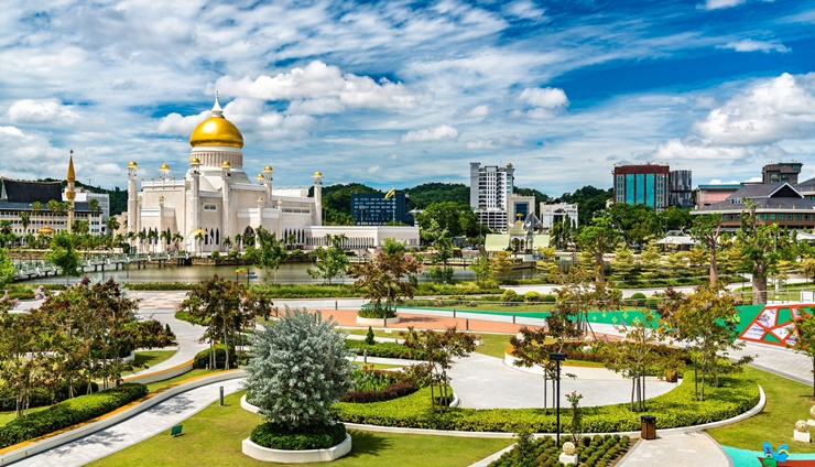 Brunei là quốc gia có thu nhập đầu người cao ở Đông Nam Á và trên thế giới.
