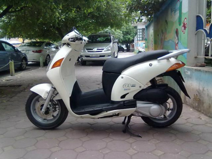 Tam ‘đại vương’ xe tay ga Honda gây bão một thời ở Việt Nam - 1