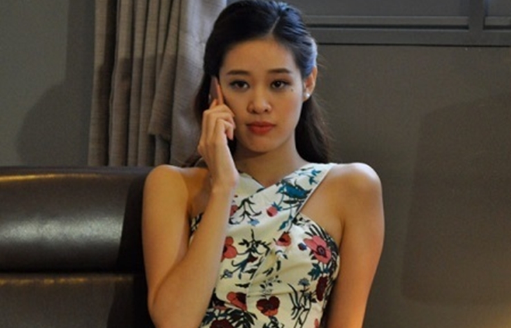 Khánh Vân từng vào vai nữ thư ký, quyến rũ sếp nhưng không thành trong 'Yêu là phải liều'.
