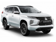 Tin tức ô tô - Mitsubishi Pajero Sport phiên bản nâng cấp xuất hiện tại Hà Nội