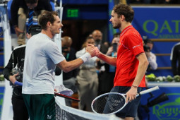 Video tennis Murray - Medvedev: Đăng quang đẳng cấp, cột mốc chói lọi (Chung kết Doha Open)