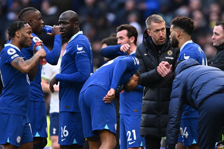 Không hiểu Potter chỉ dẫn ra sao, Chelsea càng đá càng "tù" trước Tottenham