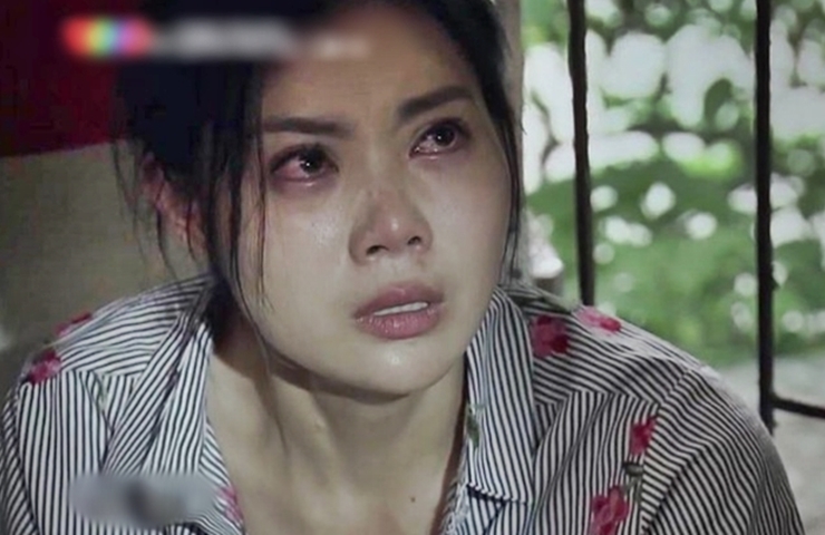 Vào năm 2018, Thanh Hương tiếp tục gây 'sốt' với vai Lan cave trong “Quỳnh búp bê”.
