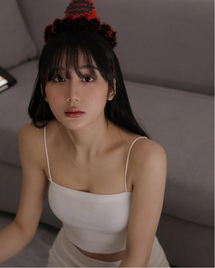 Ngắm streamer Mina Young nóng bỏng ngày sinh nhật - 2