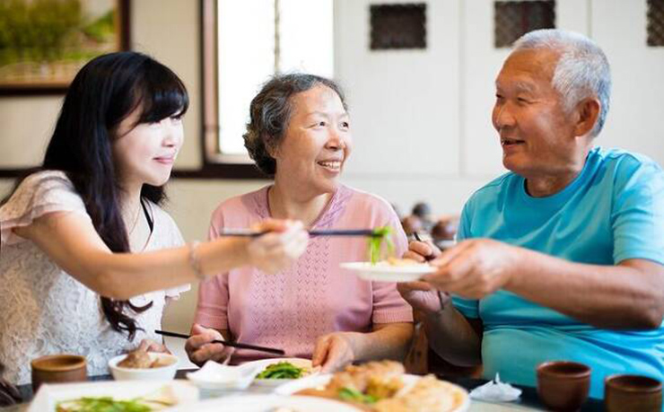 Những quy tắc ăn uống ở Hàn Quốc, có điều trái ngược hoàn toàn với người Việt - 4