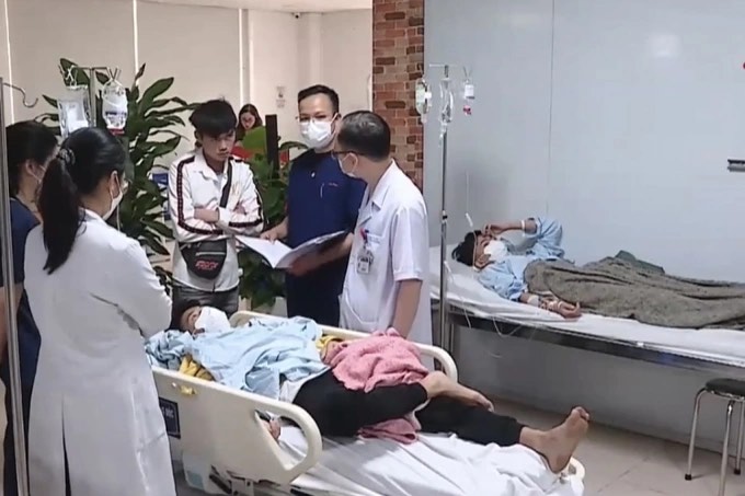 Bắc Ninh: 4 công nhân nhập viện khi đang làm việc - 1