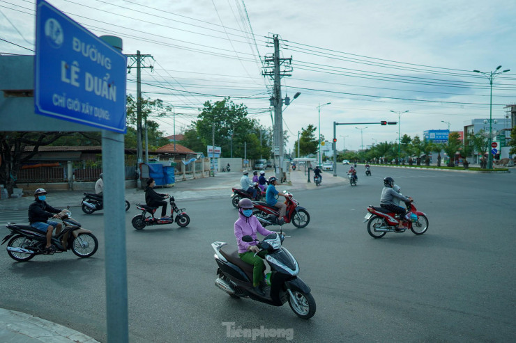 Sau khi được nâng cấp mở rộng, đại lộ Lê Duẩn trở thành một trong những đại lộ đẹp nhất tỉnh Bình Thuận.