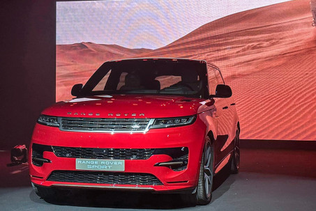 Range Rover Sport thế hệ mới ra mắt tại Việt Nam, giá hơn 7,3 tỷ đồng
