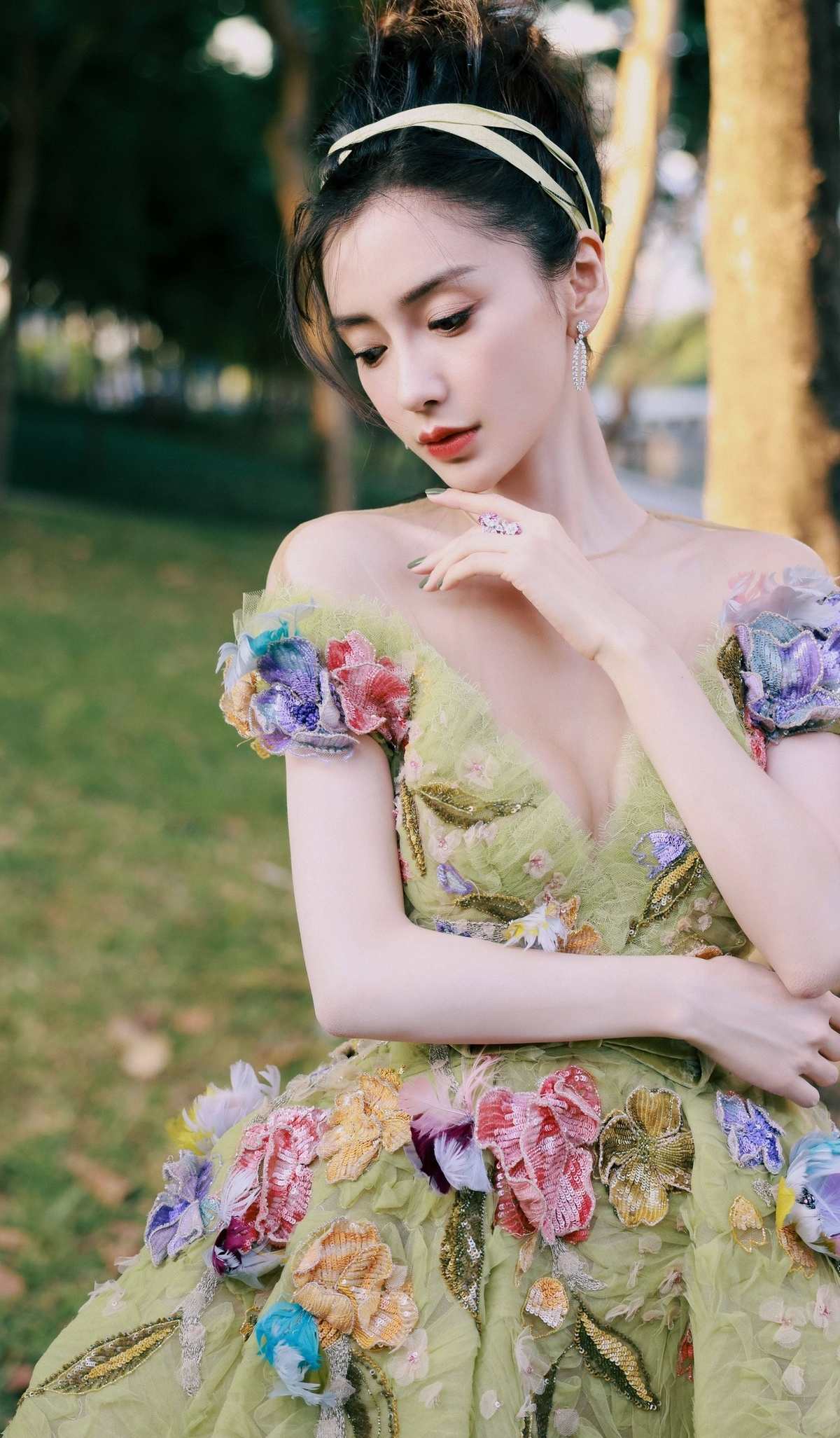 Không chỉ Lý Liên Kiệt, Angelababy cũng bị "hủy hoại" nhan sắc vì bom tấn này - 8