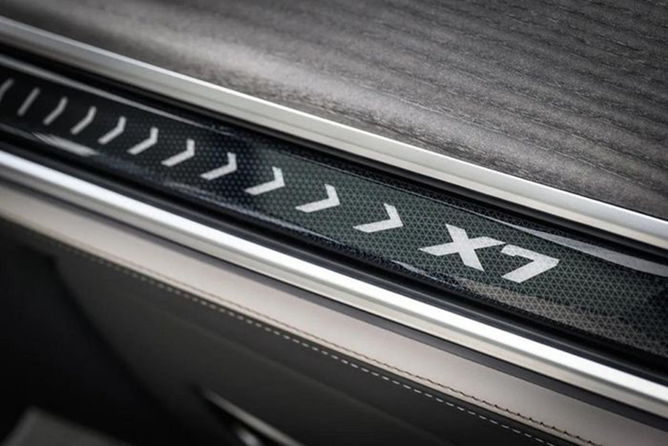 BMW THACO bắt đầu nhận cọc dòng xe SUV X7 mới - 7
