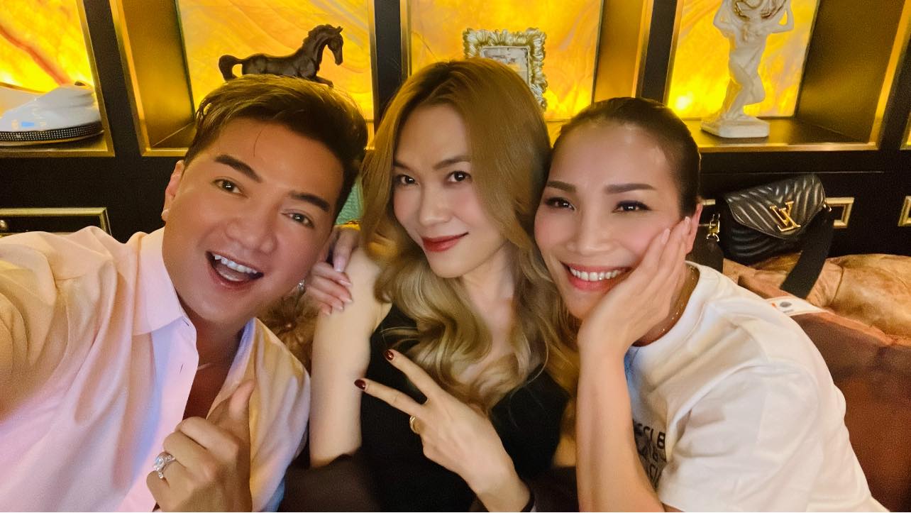 Ca sĩ Hồng Ngọc sau tai nạn bị bỏng nặng khuôn mặt - 4