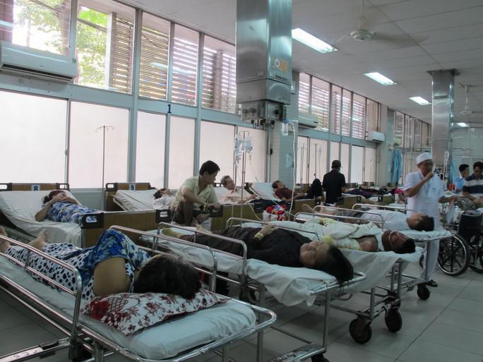 Bệnh nhân cấp cứu tại Bệnh viện Chợ Rẫy