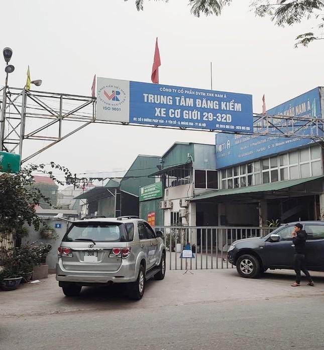 Thêm 2 trung tâm đăng kiểm Hà Nội bị đóng cửa - 2