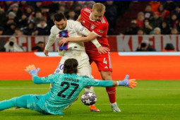 Video bóng đá Bayern Munich - PSG: Sai lầm bước ngoặt, Messi - Mbappe im tiếng (Cúp C1)