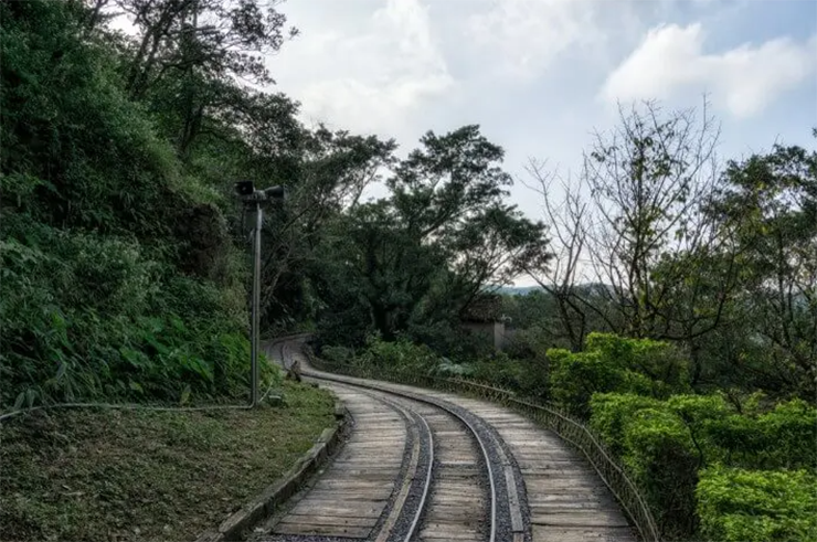 Bảo tàng Vàng ở đây&nbsp;cho phép bạn chạm tay vào thỏi vàng lớn nhất thế giới.
