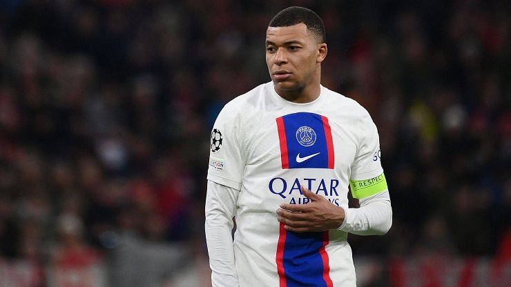 PSG eliminated from the Champions League: Money can't buy class, Mbappe should leave - 1