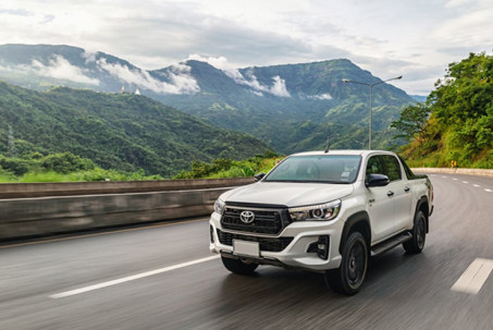 Xe bán tải Toyota Hilux mới sắp có mặt tại Việt Nam, giá dự đoán 850 triệu đồng