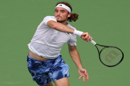 Trực tiếp tennis Indian Wells ngày 3: Tsitsipas bị loại, Zverev thắng dễ