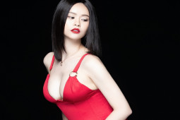Trương Quỳnh Anh tiết lộ lý do mặc váy phong cách nữ sinh Hàn Quốc