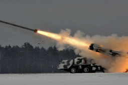 Ukraine lần đầu xác nhận sử dụng ”hỏa thần” tự sản xuất, uy lực hơn HIMARS