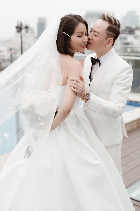 DV Tùng Dương: Trước khi đám cưới lần 4, phải vượt qua rào cản gia đình - 13