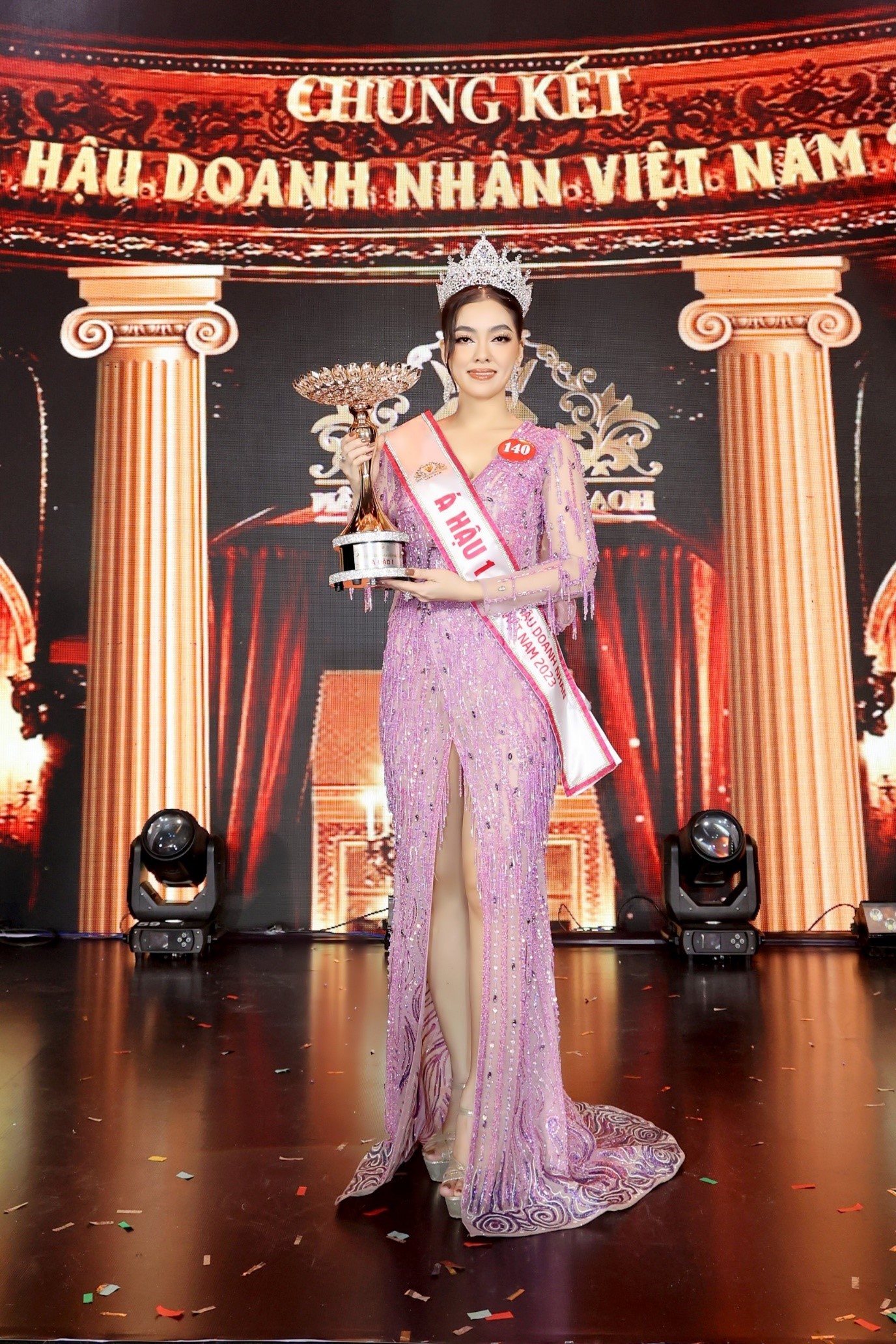 Doanh nhân Nguyễn Thị Hải Yến xuất sắc đăng quang ngôi vị Á hậu 1 cuộc thi Hoa hậu Doanh nhân Việt Nam 2023