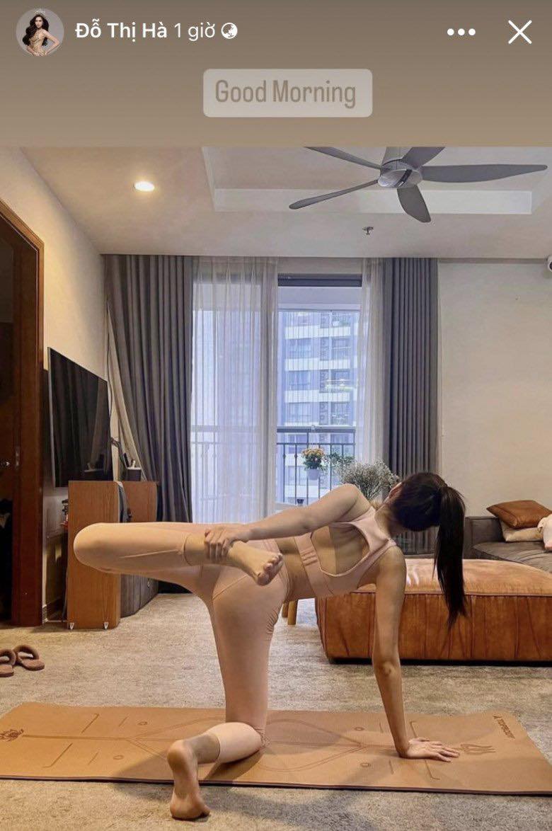 Cô thường tập yoga khoảng 15 - 20 phút vào buổi sáng.