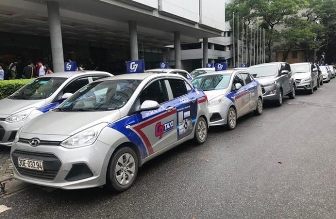 Các hãng taxi tung chính sách hẫp dẫn chiêu mộ tài xế góp&nbsp;