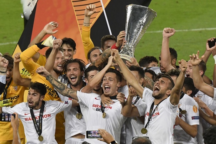 Sevilla được mệnh danh là "nhà vua Europa League"