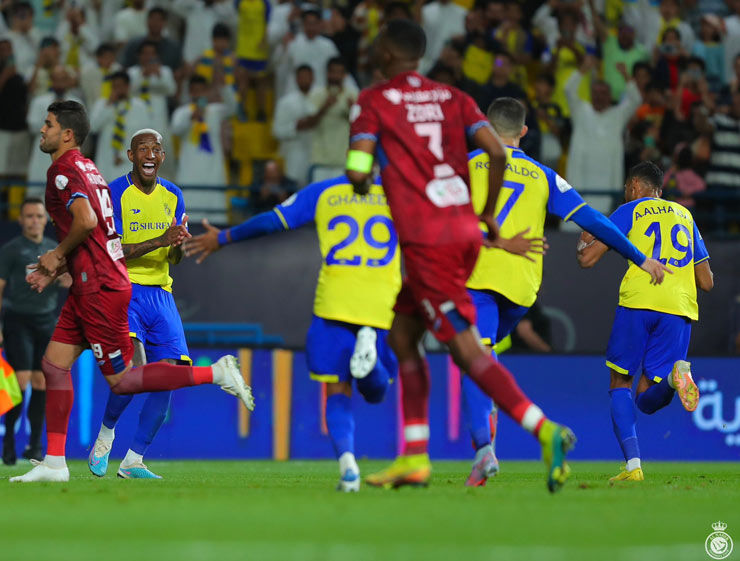 Anderson Talisca có bàn thắng thứ 14 tại Saudi Pro League mùa này nhờ Ronaldo nhường quyền đá phạt đền