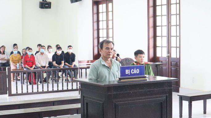 Nguyễn Tấn Lễ bị tòa tuyên phạt 15 năm tù về tội giết người