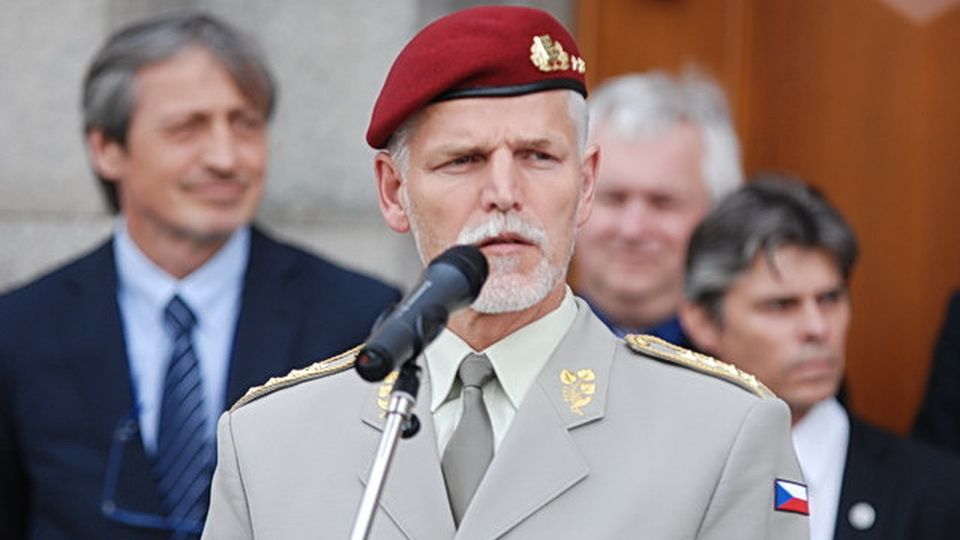 Ông Petr Pavel từ là cựu tướng NATO trước khi đắc cử Tổng thống Séc (ảnh: CNN)