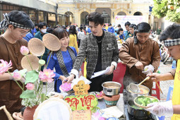 Không làm MC, Vũ Mạnh Cường cùng hơn 300 người đàn ông làm điều đặc biệt