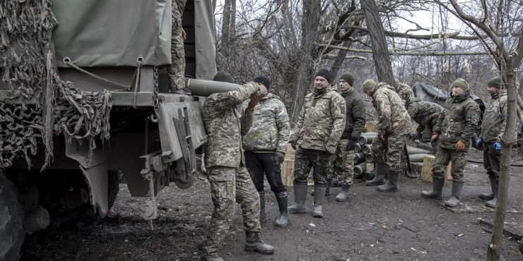 Chasiv Yar, thành phố cách Bakhmut khoảng 17km đang trở thành trung tâm hậu cần ở tiền tuyến của Ukraine.