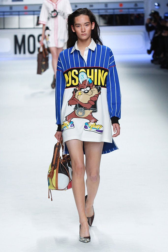 Những khoảnh khắc thời trang đáng nhớ nhất của Jeremy Scott tại Moschino - 5