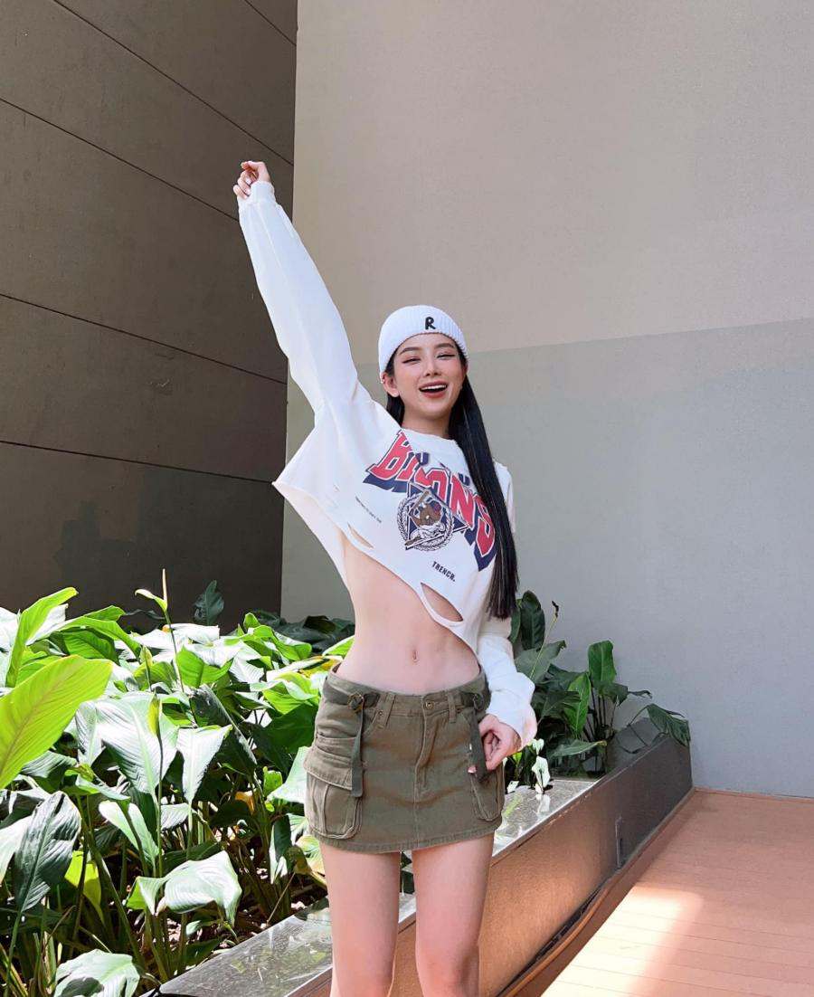 Mặc crop-top đẹp như hoa khôi DJ Mie - 7