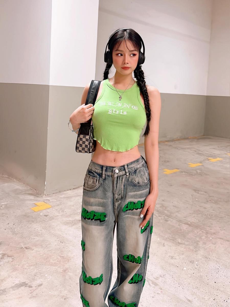 Mặc crop-top đẹp như hoa khôi DJ Mie - 9