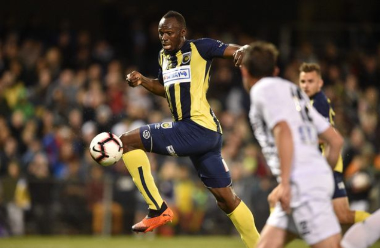 Bolt từng chơi&nbsp;cho CLB bóng đá Coast Mariners, Úc