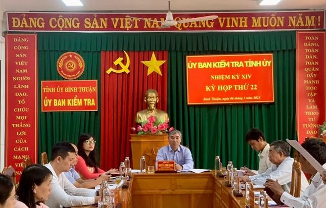 Ủy ban Kiểm tra Tỉnh ủy Bình Thuận yêu cầu kinh nghiệm nghiêm túc đối Đảng ủy bộ phận Trung tâm Kiểm soát bệnh tật tỉnh Bình Thuận và Đảng ủy bộ phận Bệnh viện Đa khoa Bình Thuận.