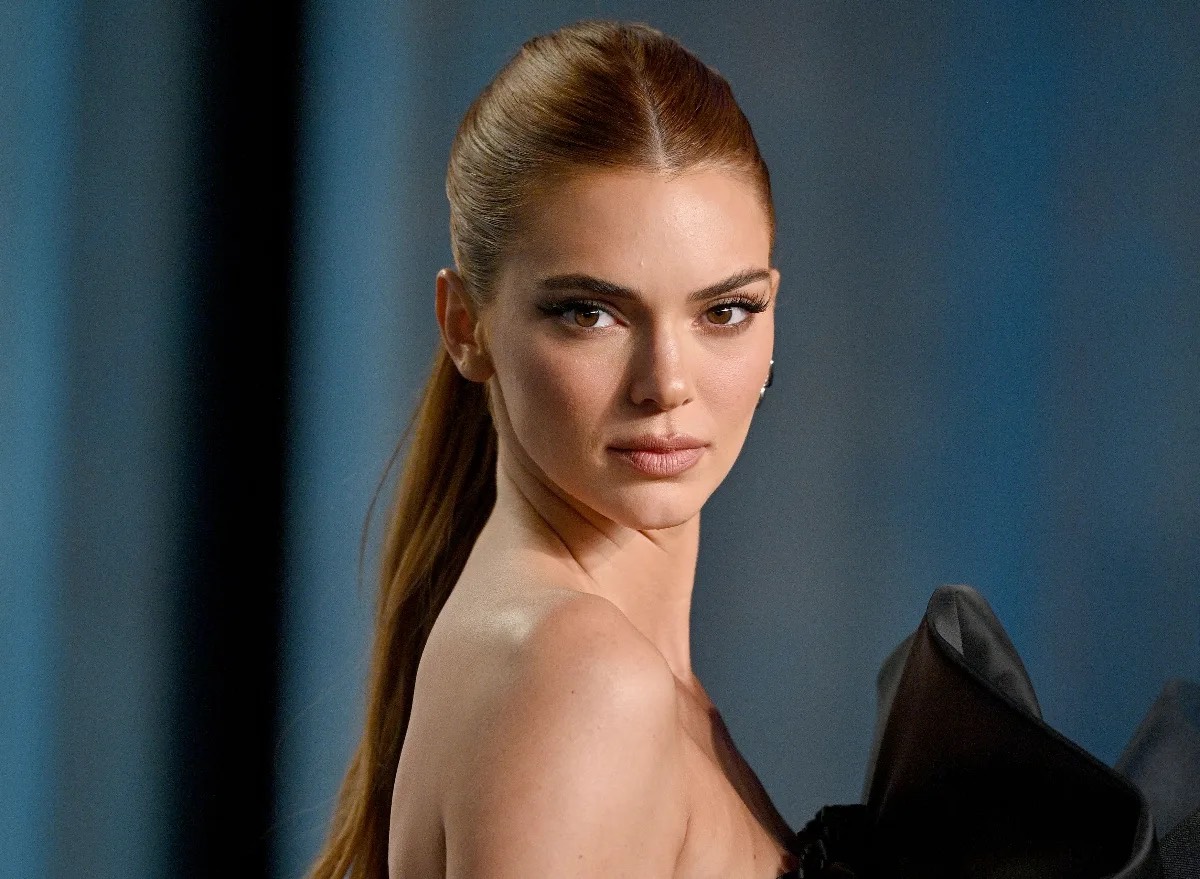Bất ngờ trước bữa ăn của nàng siêu mẫu đắt giá nhất hành tinh: Kendall Jenner - 1