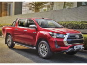 Tin tức ô tô - Toyota Hilux quay lại thị trường Việt Nam, giá mới tăng rất cao