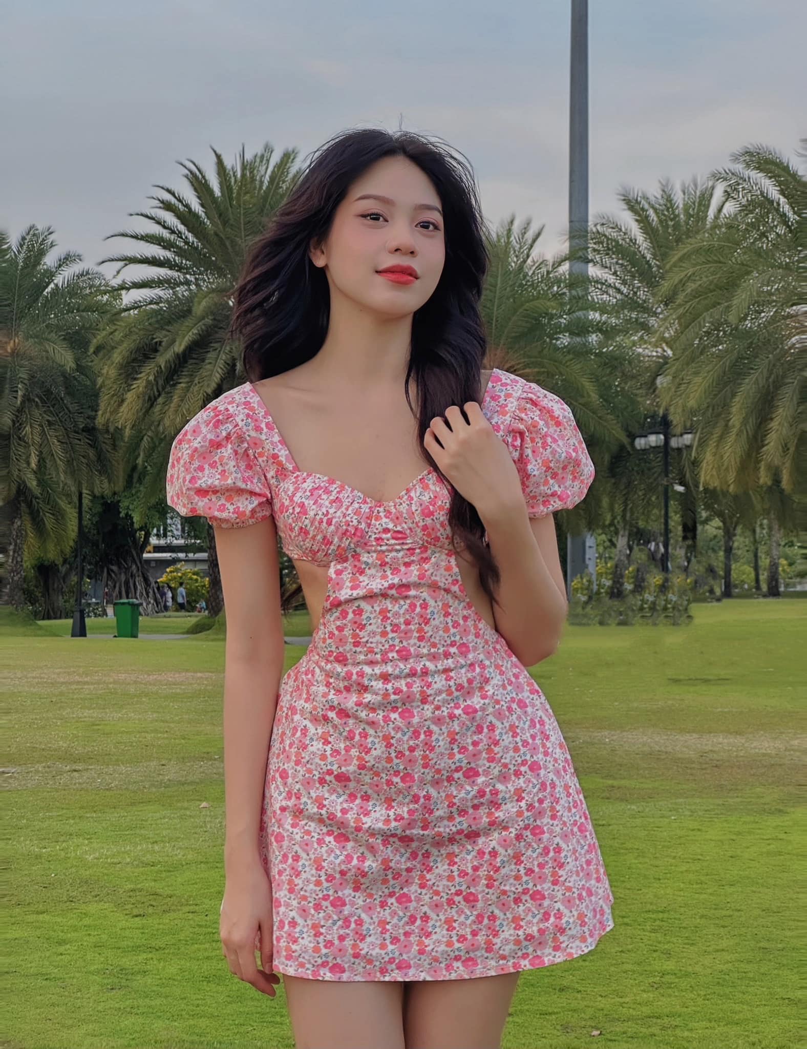Hoa hậu Việt Nam 2022 mới đăng quang đã thừa nhận sửa ngực, nhan sắc gây bất ngờ - 19