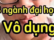 Giáo dục - du học - Học sinh lớp 12 hoang mang khi nghe tư vấn 'ngành học vô dụng' trên TikTok, chuyên gia giáo dục nói gì?