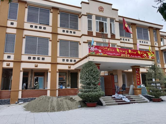 Mặt trước trụ sở UBND xã Hưng Hòa khá khang trang.
