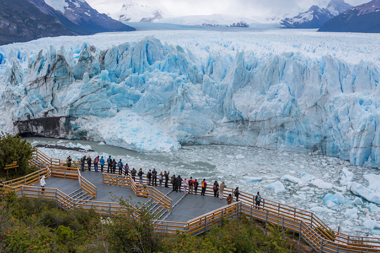 Sông băng Perito Moreno, Argentina: Đây không chỉ là công viên quốc gia lớn nhất ở Argentina mà còn là nơi có chỏm băng lớn nhất bên ngoài Greenland và Nam Cực, là thượng nguồn của&nbsp;47 sông băng lớn. Nổi tiếng nhất trong số này là sông băng Perito Moreno.
