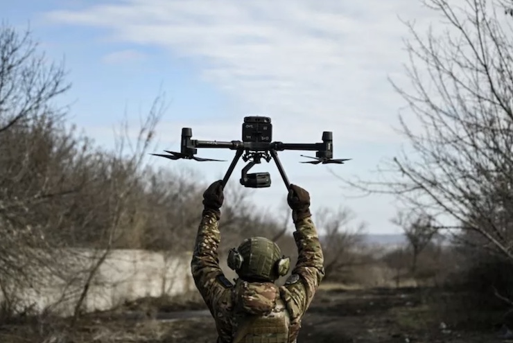 Các mẫu UAV cỡ nhỏ được Nga và Ukraine sử dụng rộng rãi trong xung đột.